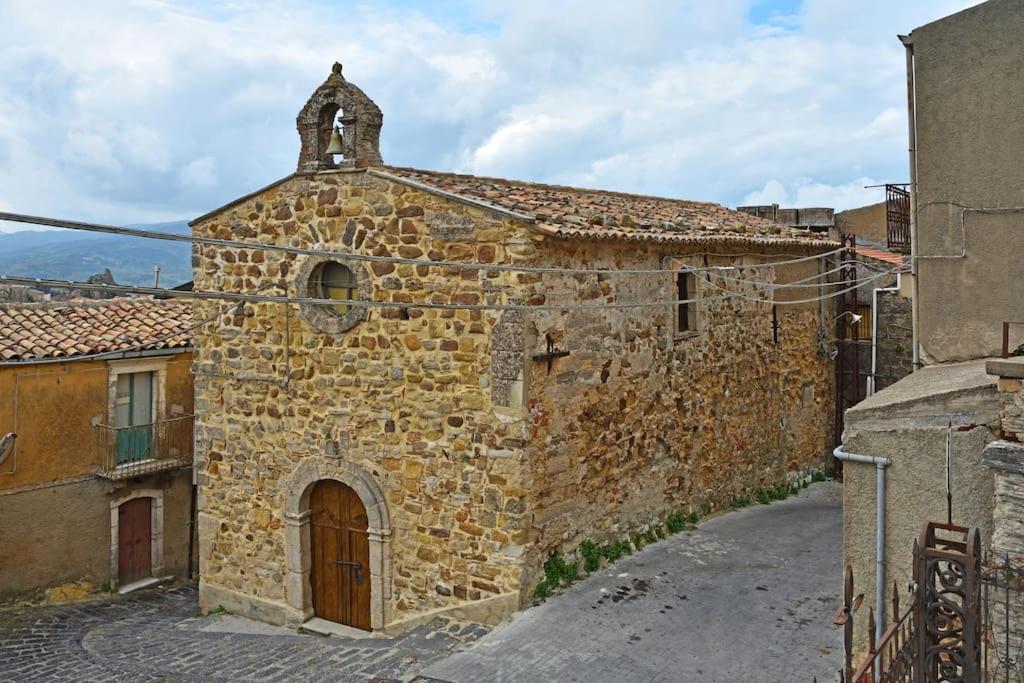 Elegante Appartamento Privato In Palazzo Storico Del XVIII - Pieno Centro Nicosia Exterior foto