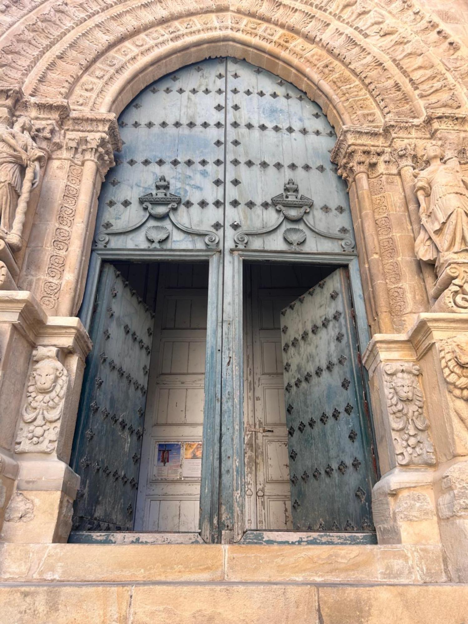 Elegante Appartamento Privato In Palazzo Storico Del XVIII - Pieno Centro Nicosia Exterior foto
